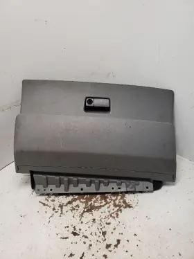 260.da1404 Nissan Quest 2004 Glove Box 1416846
