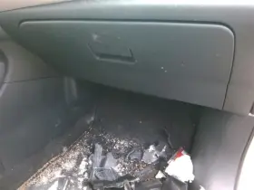 260.da1h21 Nissan Versa 2021 Glove Box 809934