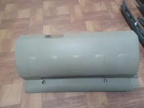 260.da1l21 Nissan Maxima 2021 Glove Box