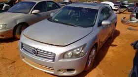 260.da1p12 Nissan Maxima 2012 Glove Box 180228