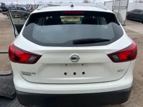 260.da1t17 Nissan Rogue Spt 2017 Glove Box 171184