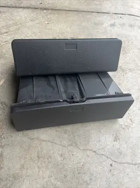 79974-cd000 Nissan 03-08 350z Coupe Rear Shelf Left Or Right Cubby Storage Compartment Oem