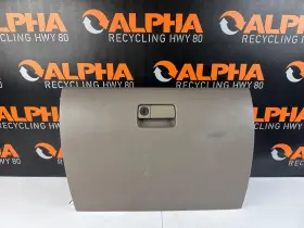 685007z800 Nissan Trucks Glove Box Frontier 03 04