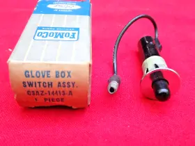 Original Ford C3az14413 63 64 65 66 68 Mustang And Shelby Galaxie Nos For Glove Box Lamp A