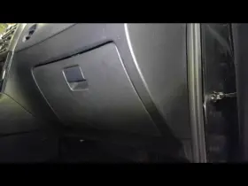 260.gm2k03 Pontiac 2003 Vibe Glove Box 1456824