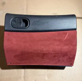 92158937 Pontiac General Motors 2004-2006 Gto Red Suede Dash Glove Box Oem Used Hot 92158937 Pontiac General Motors 2004-2006 Gto Red Suede Dash Glove Box Oem Used Hot