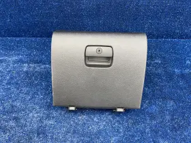957305642 Saturn 15830338 2007 2010 Sky Glove Box Compartment Oem 957305642 Saturn 15830338 2007 2010 Sky Glove Box Compartment Oem