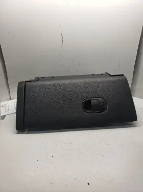 22720928 Saturn Ion 2004 Glove Box 1449880