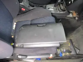 260.su1l03 Subaru Impreza 2003 Glove Box 1744435