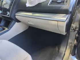 260.su1n18 Subaru Legacy 2018 Glove Box 687652