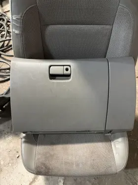 Subaru 66120sa050es 2003-2004 Forester X/xs And Only 2004 Xt Beige Glove Box Oem
