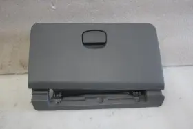 260.sz1r08 Suzuki 2005 2006 2007 2008 Reno Glove Box Gray