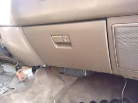 260.to1397 Toyota Landcruis 1997 Glove Box 2466950