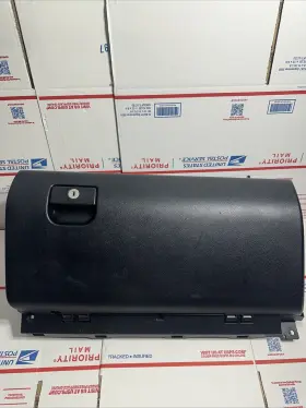 55501-0c010 Toyota 260.to1908 2007-13 Tundra Lower Glove Box Black