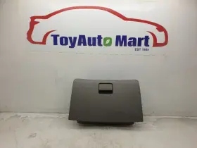260.to1b05 Toyota 2005 Corolla Le Instrument Glove Box