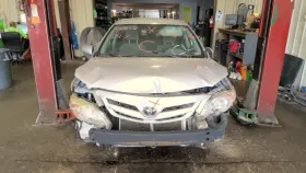 260.to1b12 Toyota Corolla 2012 Glove Box 922945