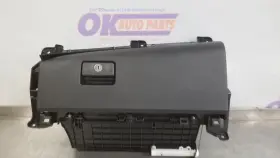 260.to1u20 Toyota 20 2020 Camry Oem Black Glove Box