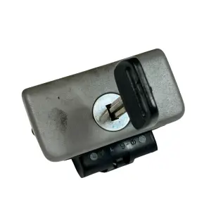 5489636 Toyota 2003 Camry Oem Glove Box Latch Key 02 03 04 05 06