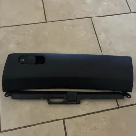 55550-50900-a1 Toyota New Oem Lexus Upper Dash Glove Box Door 2001-2003 Ls430 Ecru 55550-50900-a1 Toyota New Oem Lexus Upper Dash Glove Box Door 2001-2003 Ls430 Ecru