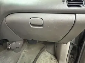 555500c010b0 Toyota 2002 Tundra Glove Box