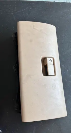 55581-ac010 Toyota 1995-1999 Avalon Glove Box Door Oem