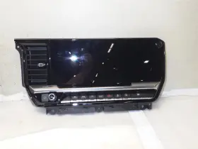 8066561 United Recyclers Group Chevrolet Silverado 1500 2024 Infotainment 13.4in Display And Control Panel 0551
