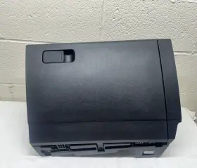 17b-857-101 Volkswagen 2019-2023 Jetta Dash Dashboard Glove Box Storage Compartment Oem