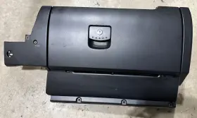 1c1880247g3sg Volkswagen 1998-2010 Vw Beetle Glove Box Glovebox Aux Black Oem