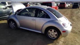 260.vw1b00 Volkswagen Beetle 2000 Glove Box 386966