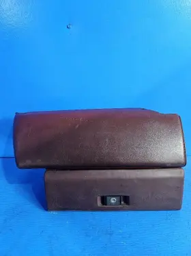 260.vw1g84 Volkswagen 1984 Vw Rabbit Glove Box 7280 260.vw1g84 Volkswagen 1984 Vw Rabbit Glove Box 7280
