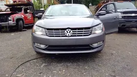260.vw1o13 Volkswagen Passat 2013 Glove Box 1393185