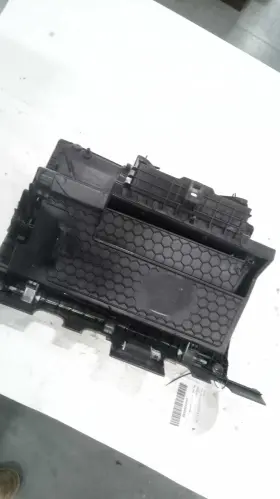 4076568 Volkswagen Used Glove Box Fits 2022 Atlas Grade B 4076568 Volkswagen Used Glove Box Fits 2022 Atlas Grade B
