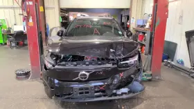 260.vo1e23 Volvo Xc40 2023 Glove Box 929350