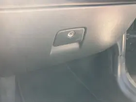 260.vo1t11 Volvo C70 2011 Glove Box 819140