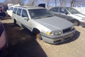 Volvo 260.vo1v00 V70 2000 Glove Box