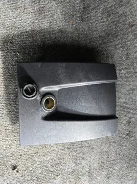 30755381 Volvo 2004-2012 S40 C30 V50 Rear Panel Center Console Gray Lighter 12v