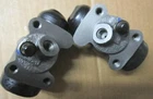 46 47 48 Mercury Front Wheel Cylinders Left Right New. Price: $69.98.