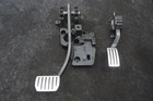 Set Gas Pedal & Brake Assembly Oem 1420691-20-B Tesla Model Plaid 2021-2023 Used. Price: $104.99.